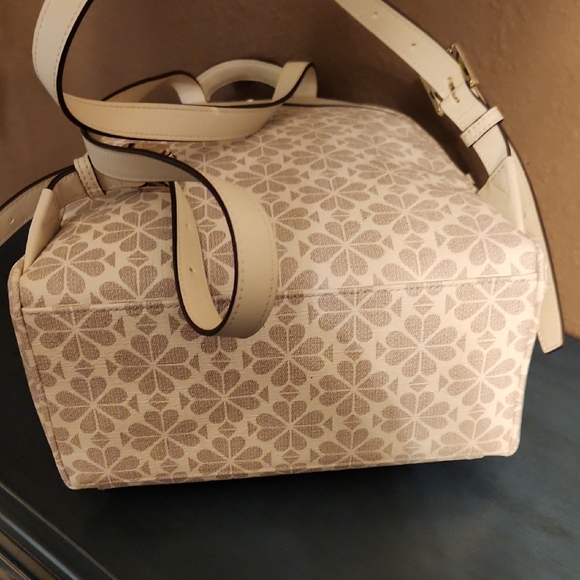 Kate Spade Beige Flower Medium Backpack w/Tablet Pocket - Picture 9 of 11